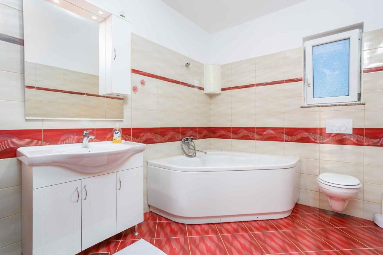 Apartments In Cizici/Insel Krk 31083 Екстер'єр фото