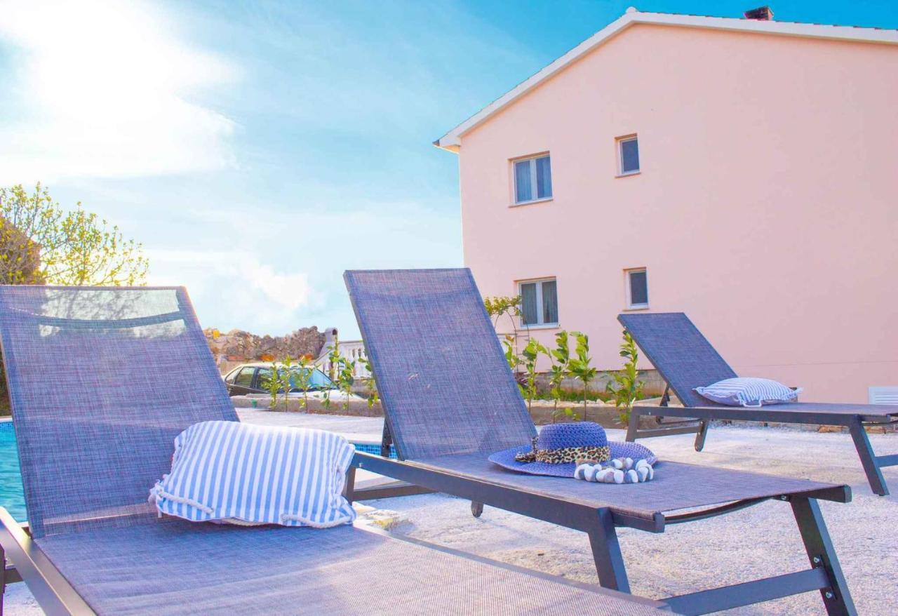 Apartments In Cizici/Insel Krk 31083 Екстер'єр фото