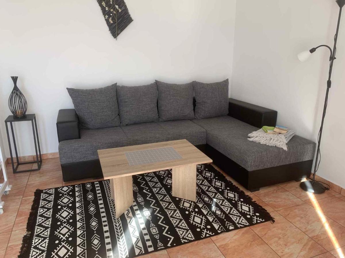 Apartments In Cizici/Insel Krk 31083 Екстер'єр фото