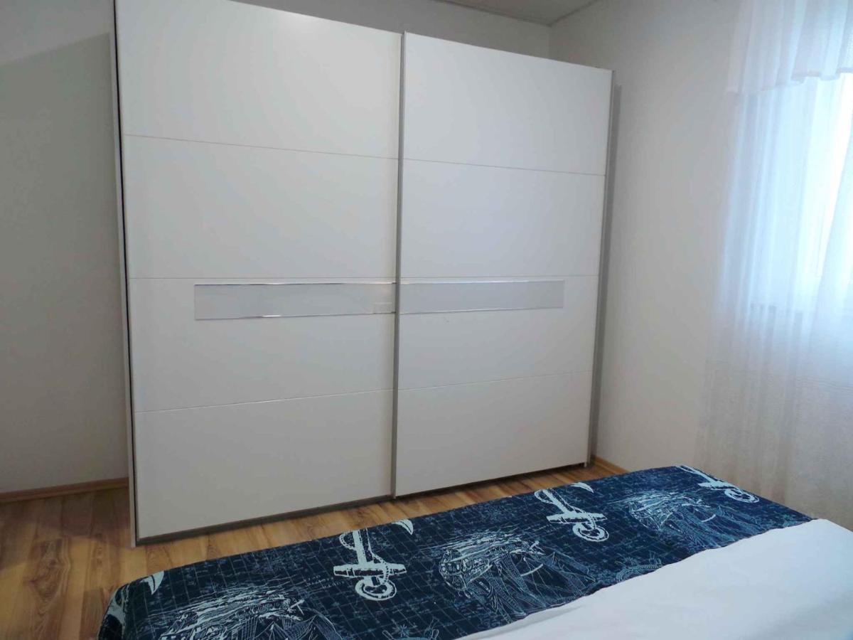 Apartments In Cizici/Insel Krk 31083 Екстер'єр фото